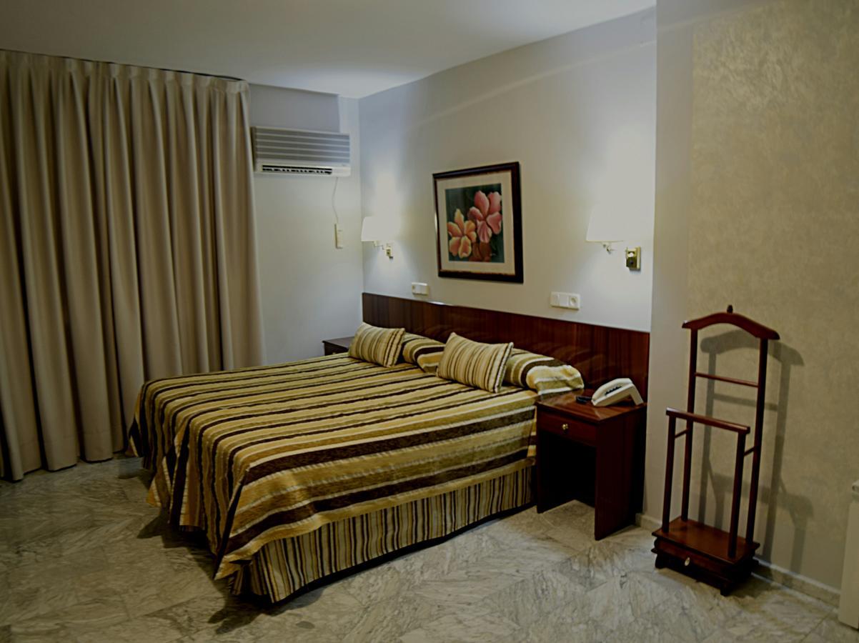 Hotel Mercedes Aranjuez Extérieur photo