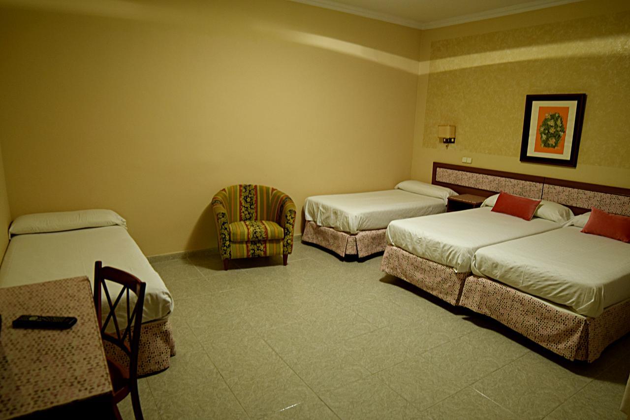 Hotel Mercedes Aranjuez Extérieur photo