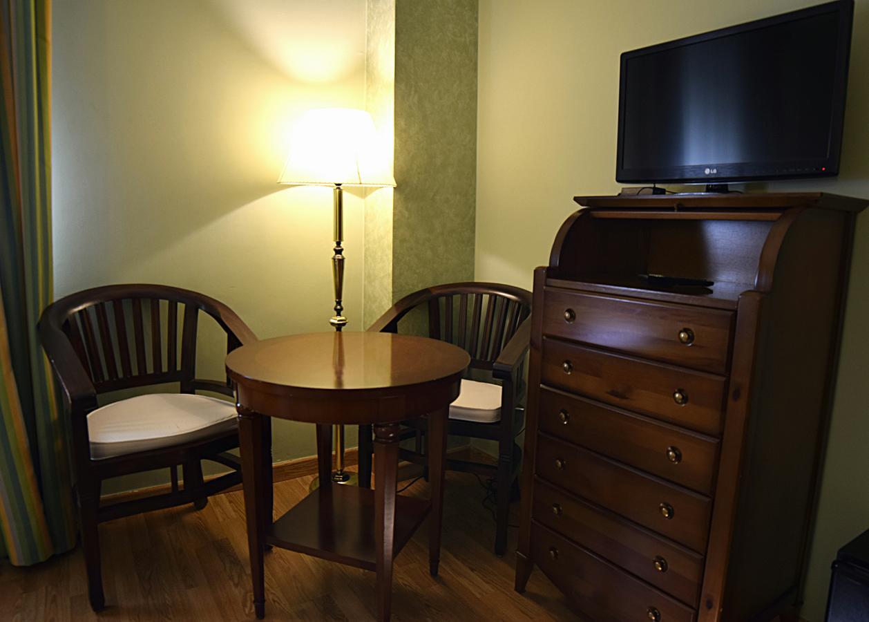 Hotel Mercedes Aranjuez Extérieur photo