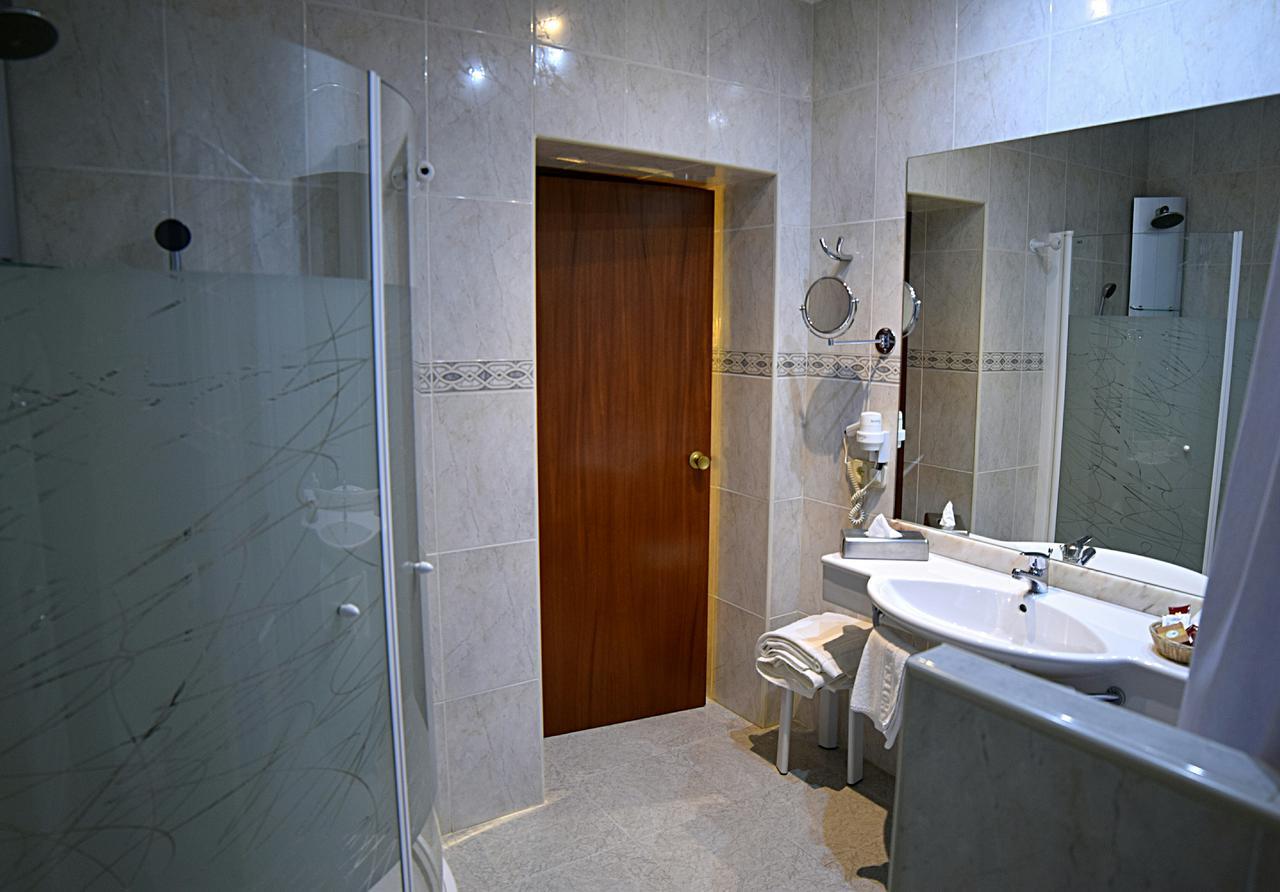 Hotel Mercedes Aranjuez Extérieur photo